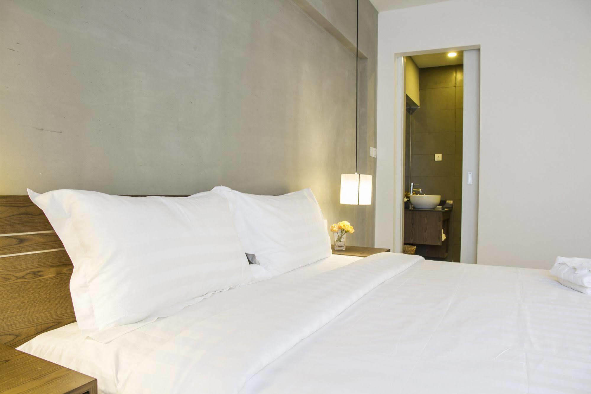 Asiban Quay Boutique Hotel Phnom Penh Exterior foto