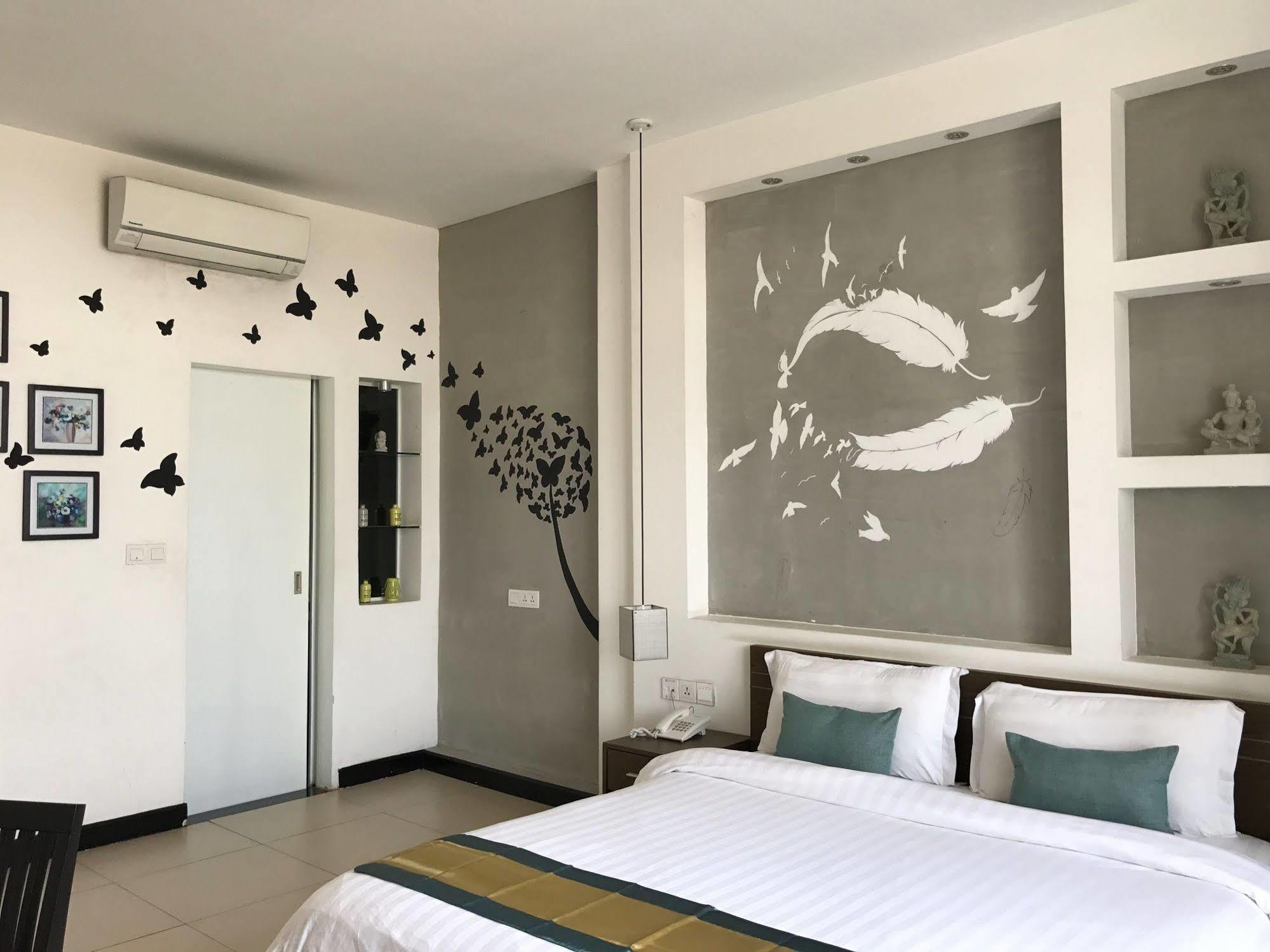 Asiban Quay Boutique Hotel Phnom Penh Exterior foto
